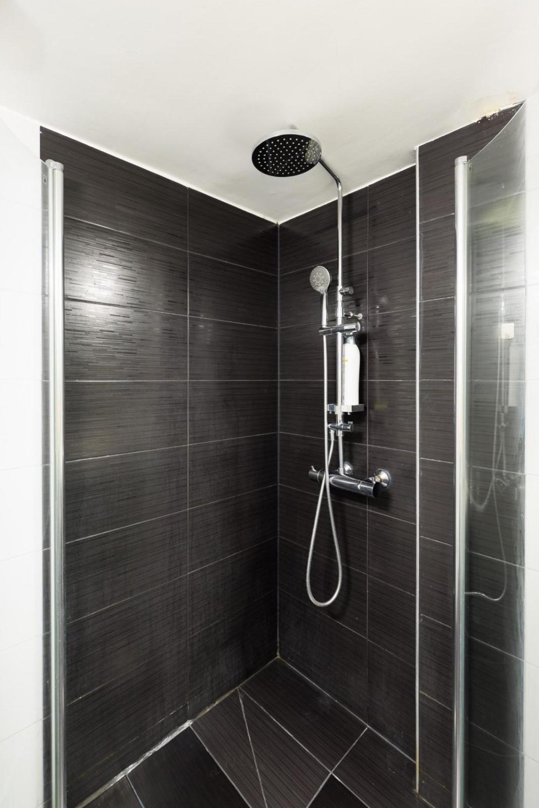 Aiolos Luxury Metro Acropolis Suite 7 Near Museum Of Modern Art Афіни Екстер'єр фото